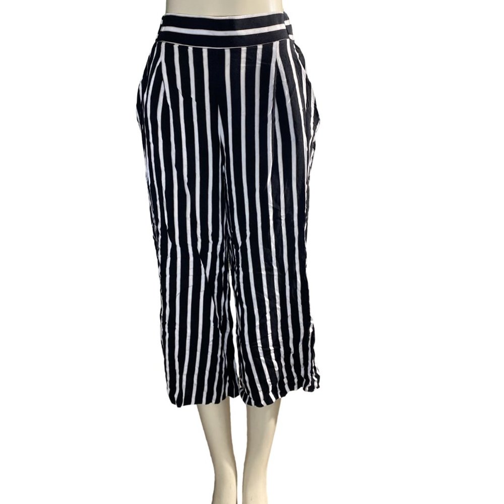 Black & White Striped Capri by H&M